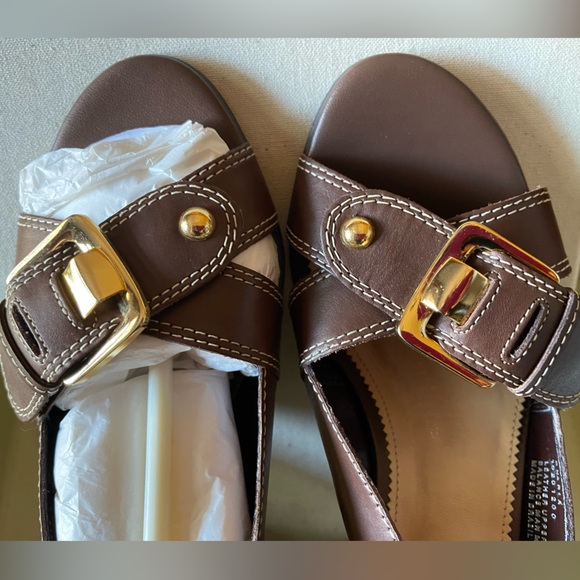 Naturalizer NWOT Dark Brown Buckle Slingback Heels - Picture 7 of 8